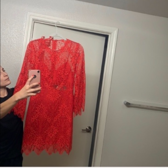 BCBG bright red Love Witch vibes dress 😍 - Picture 3 of 5